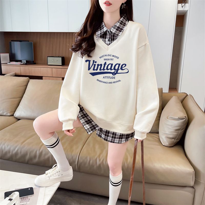 Real shot of plaid polo neck fake two-piece sweatshirt for women's new spring and autumn fashionable age-reducing loose design top