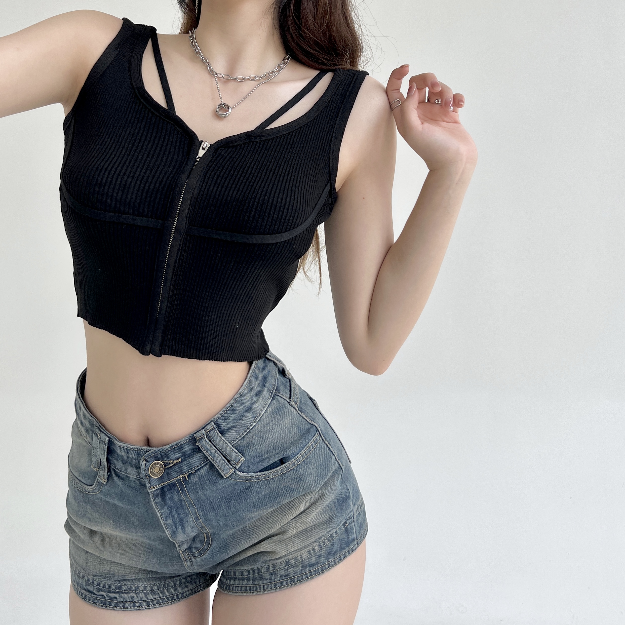 Real photos of hot girls sexy versatile slim fit design zipper knitted short navel knitted vest