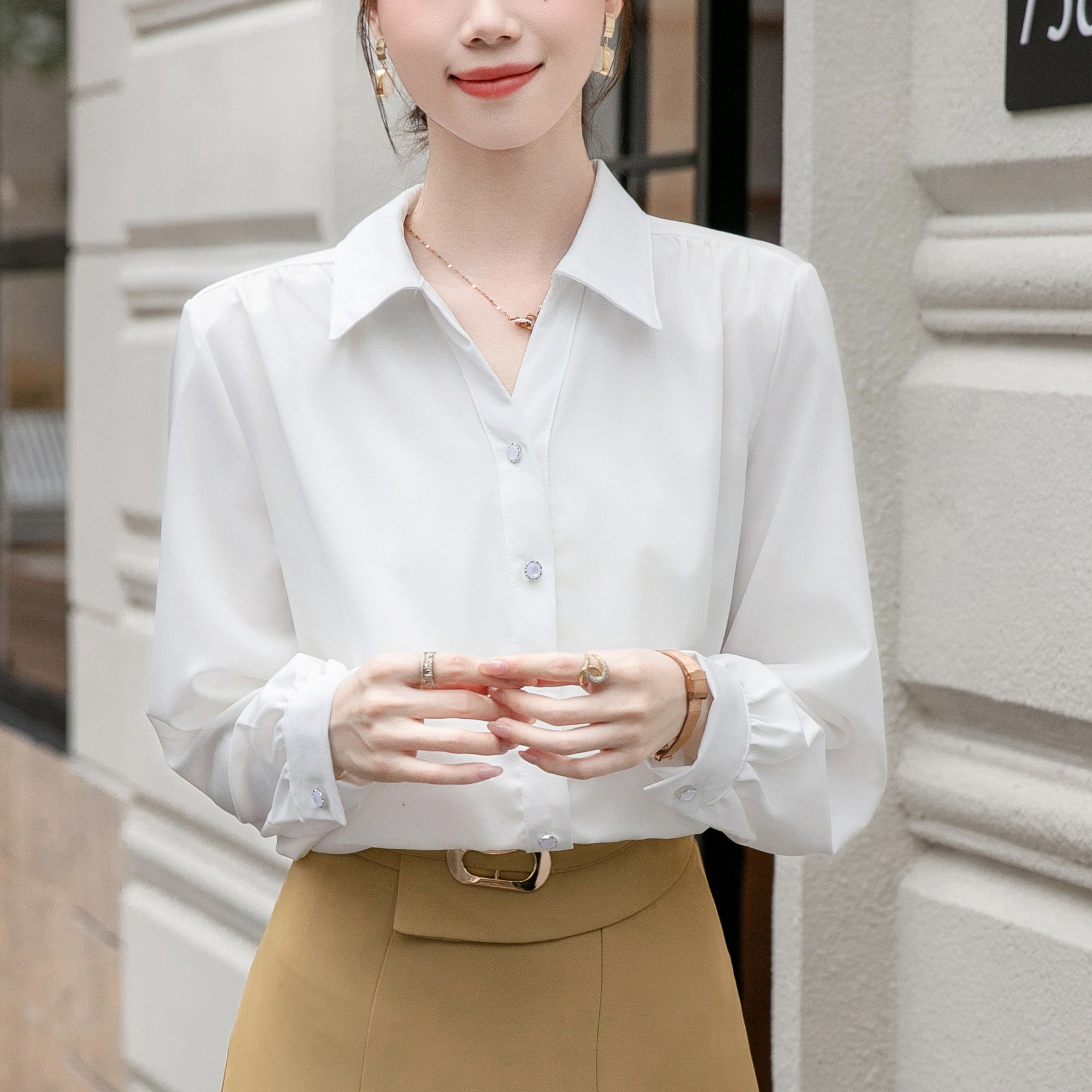 Real shot original fabric three-bout 2025 spring long-sleeved shirt for women fashion commuting versatile formal top