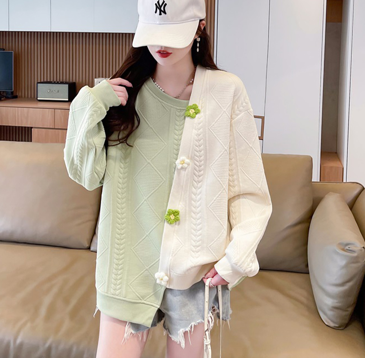 Real shot of round neck jacquard sweatshirt for women's new spring and autumn fashionable age-reducing loose design top trendy