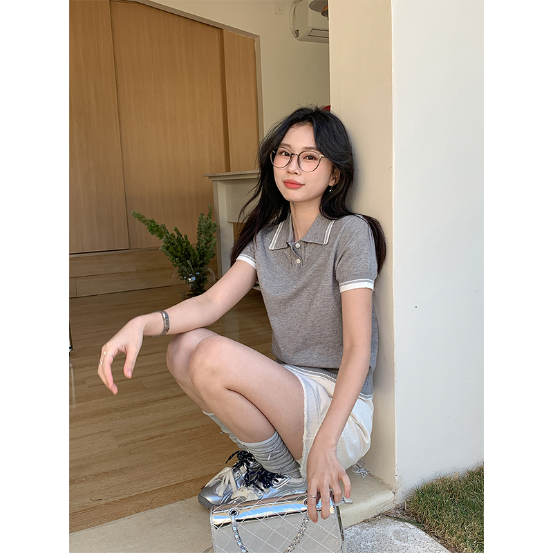 Real shot of 2025 summer new Polo neck fake two-piece college style girl short-sleeved sweater women's top