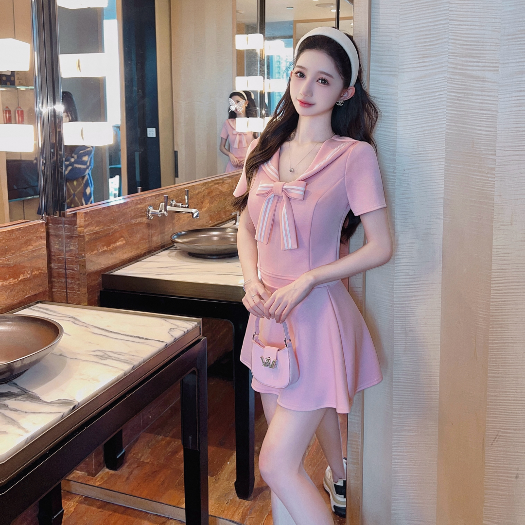 Real photos of hot girls age-reducing JK uniform contrasting color slim short top high waist skirt suit