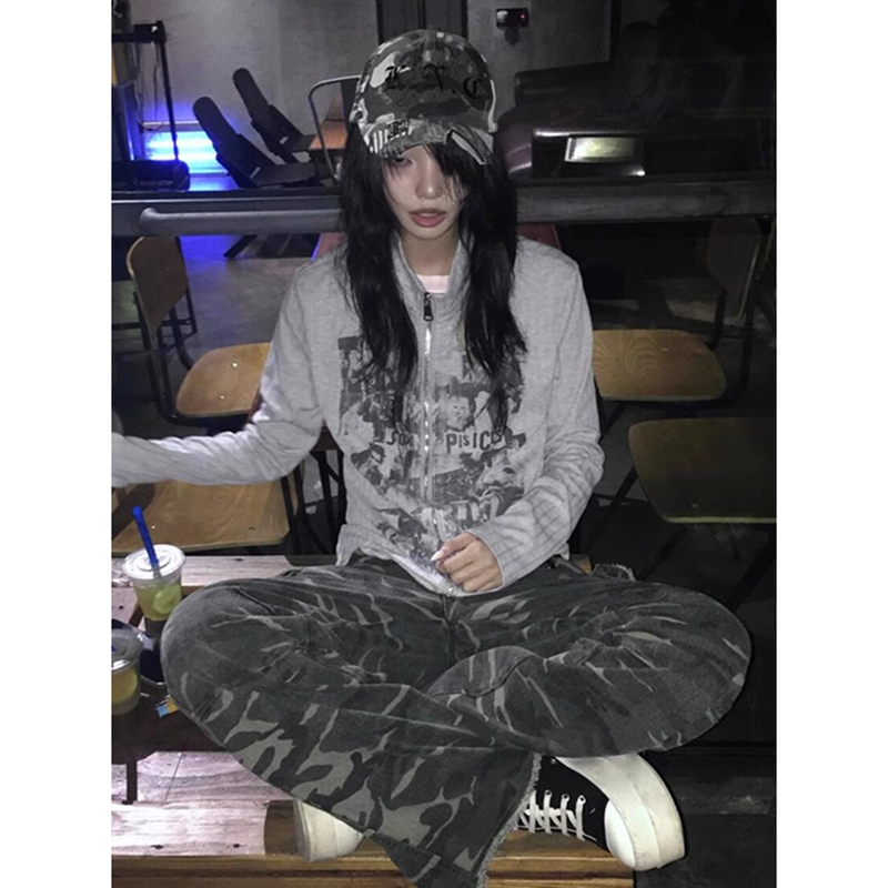 Official pictures + original method of making retro long-sleeved women's spring rock band printed zipper cardigan