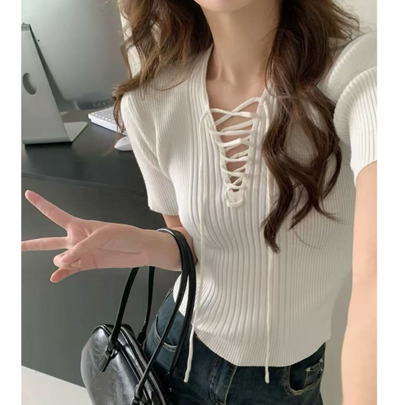 非實拍 V領短袖針織衫夏設計感小眾修身顯瘦短款辣妹內搭上衣