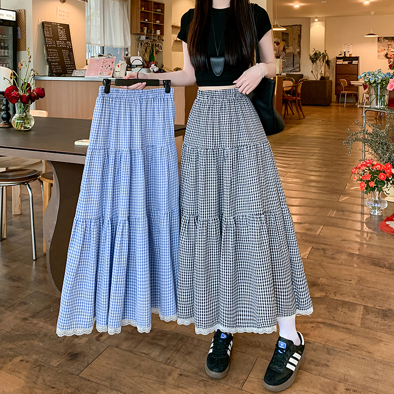 Real shot of Korean and Japanese retro plaid mid-length skirt for women in spring and summer elastic waist temperament plaid long skirt for covering hips
