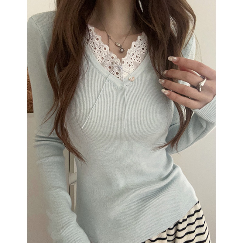 Sweet and spicy design lace spliced ​​inner V-neck long-sleeved T-shirt for women in early spring new lazy high-end pullover top