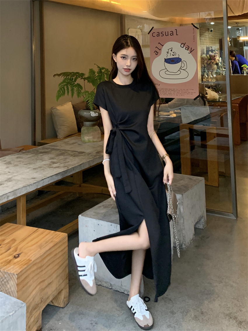 Real shot of new high-end exquisite pear-shaped waist-hugging skirt French small slit dress for women