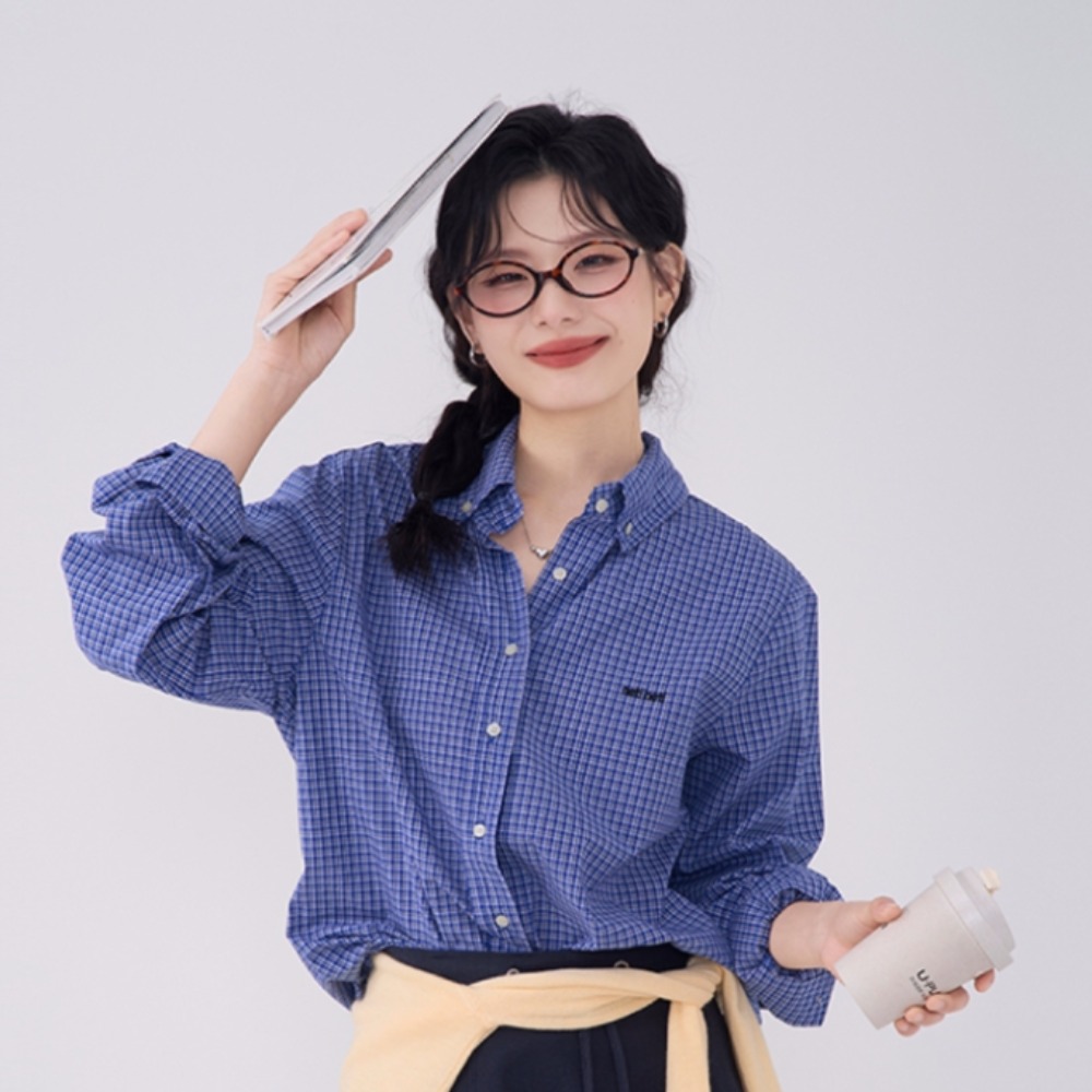 New blue plaid shirt jacket for women in spring and autumn 2025 new shirt casual loose long-sleeved top