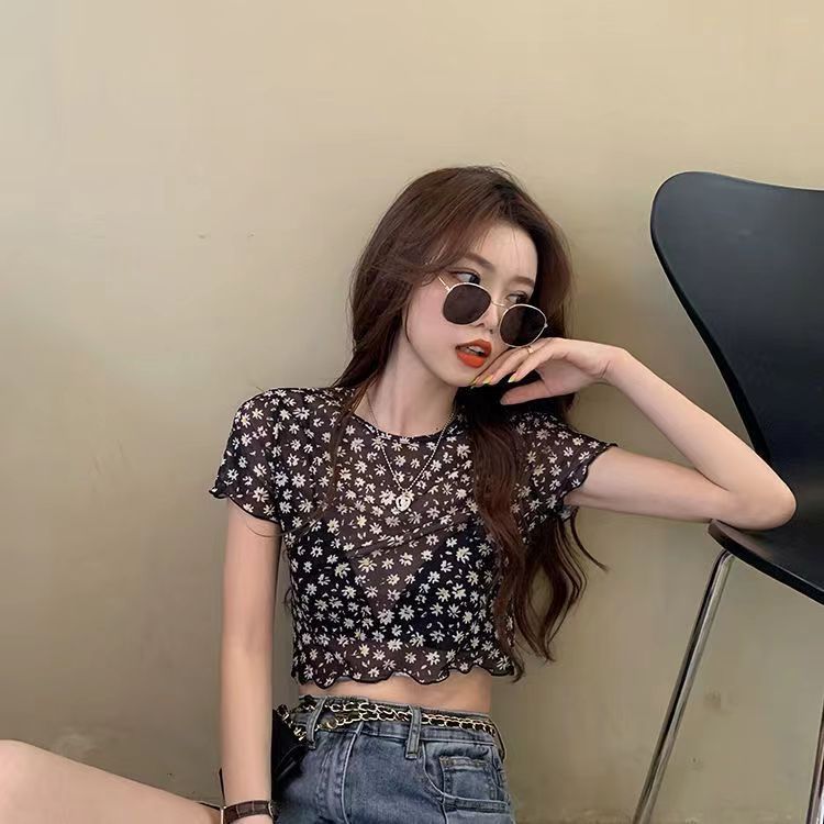 Floral perspective T-shirt for women's summer 2025 new short slim slim navel mesh small daisy short-sleeved sexy top thin