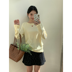 Real shot 2025 new loose inner layer soft glutinous base shirt for women's spring long-sleeved T-shirt simple and versatile top