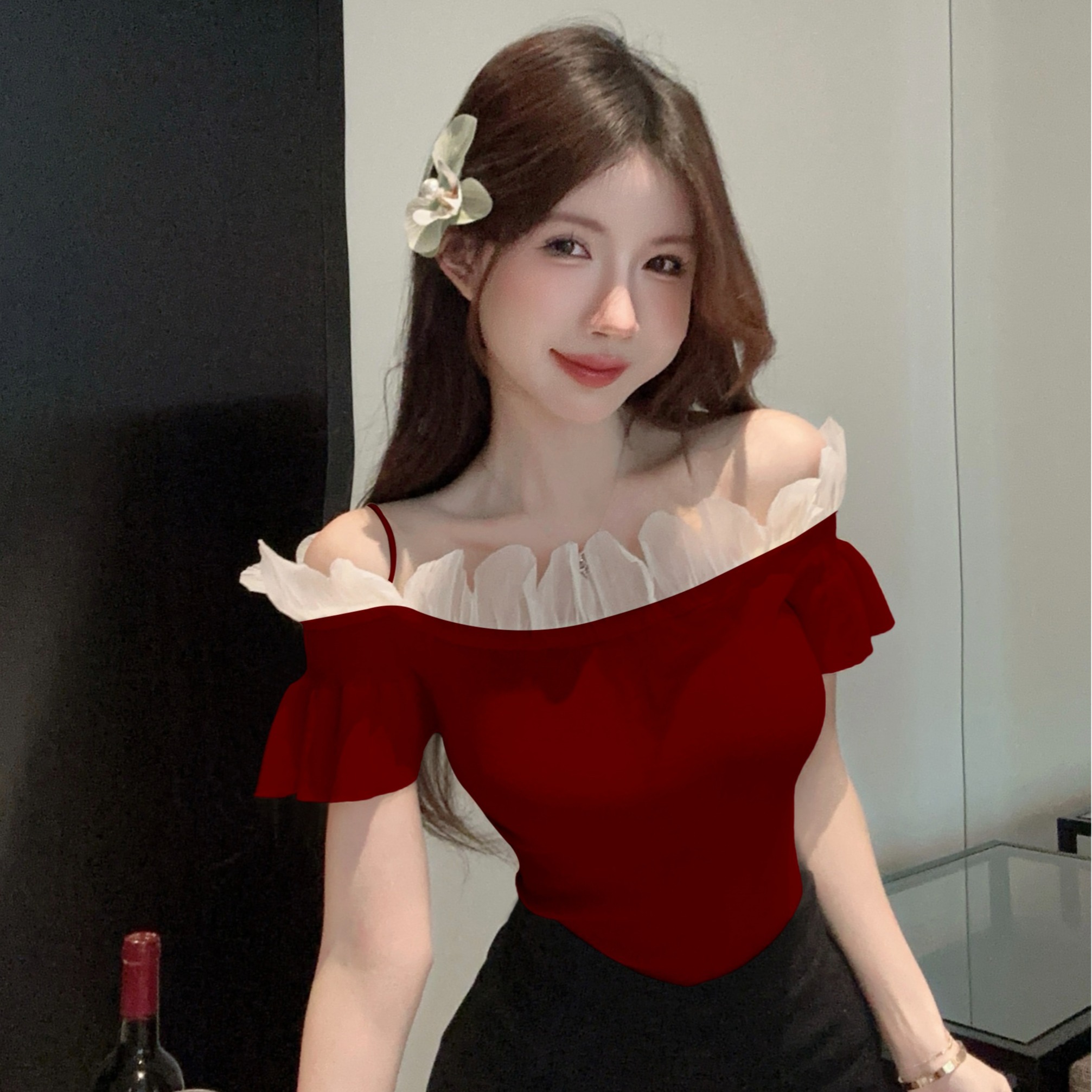 Sweet temperament sexy suspender off-shoulder one-length short-sleeved lace spliced ​​slim sweater top