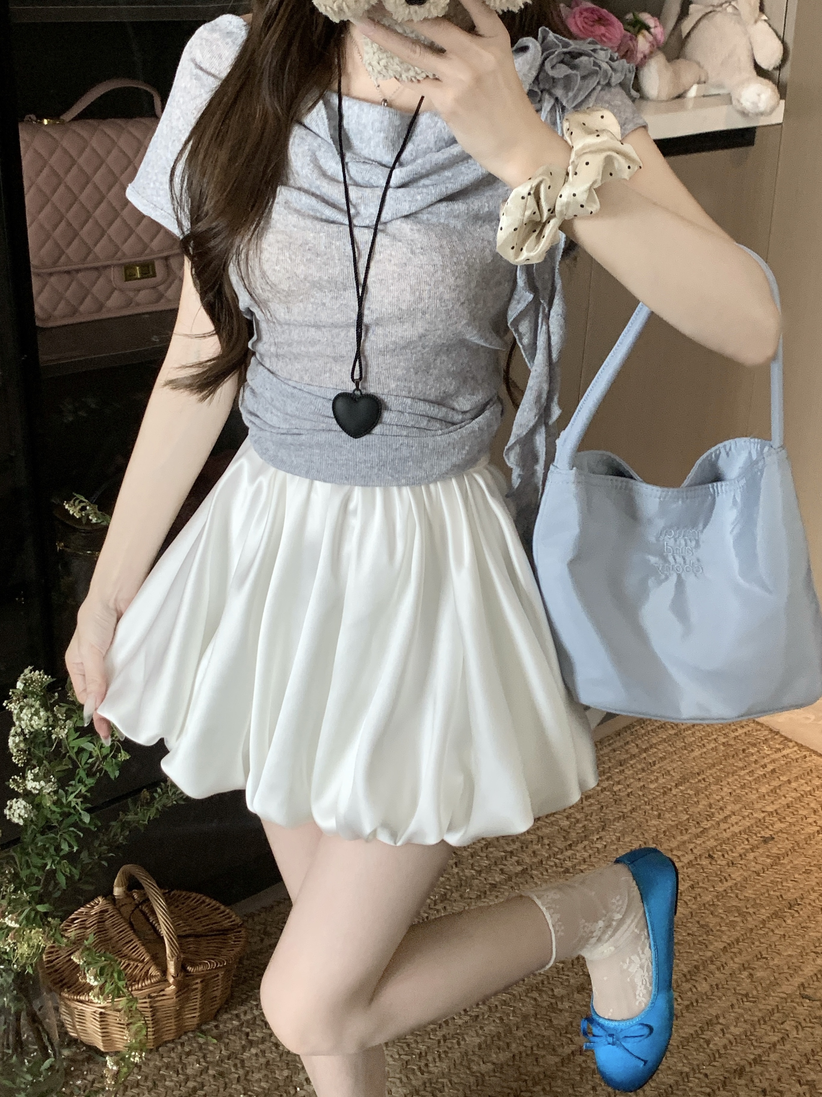 Real photo of solid color black and white flower bud pleated skirt summer high waist bow slim A-line short skirt fluffy skirt