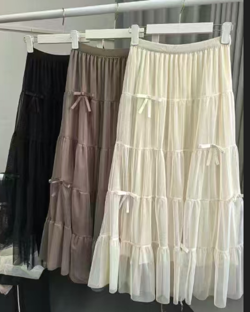 2025 new autumn and winter gauze skirt mesh bow skirt high waist mid-length spliced ​​skirt pear-shaped slim