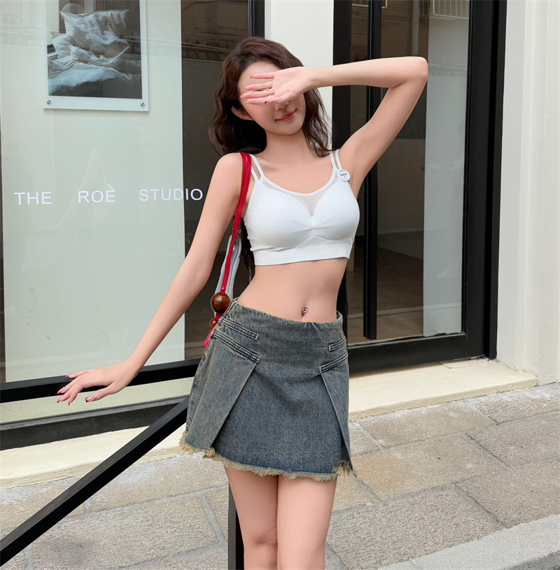 Price ~ Sexy mesh splicing fake two-piece beautiful back vest fixed integrated coaster versatile cotton top