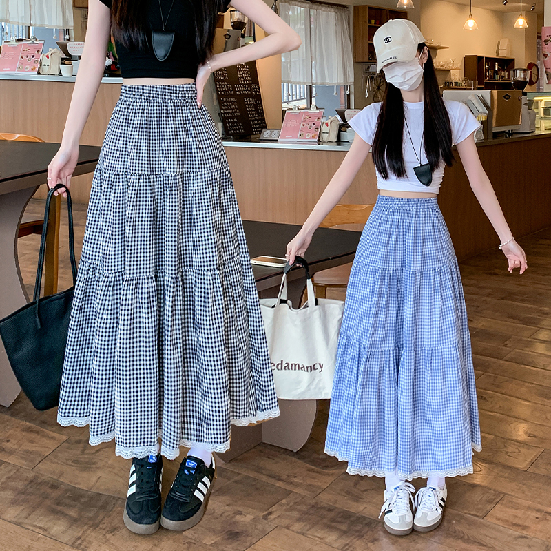 Real shot of retro black plaid mid-length skirt for women in spring and summer elastic waist temperament covering hips blue plaid long skirt