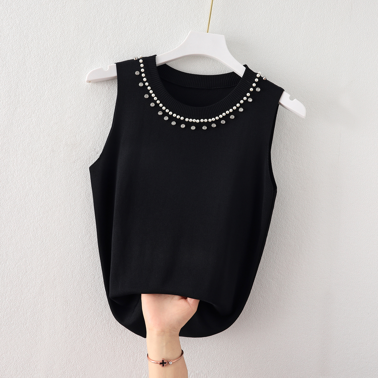 Women's summer round neck bead sleeveless ice silk top with small suit suspender inner base shirt