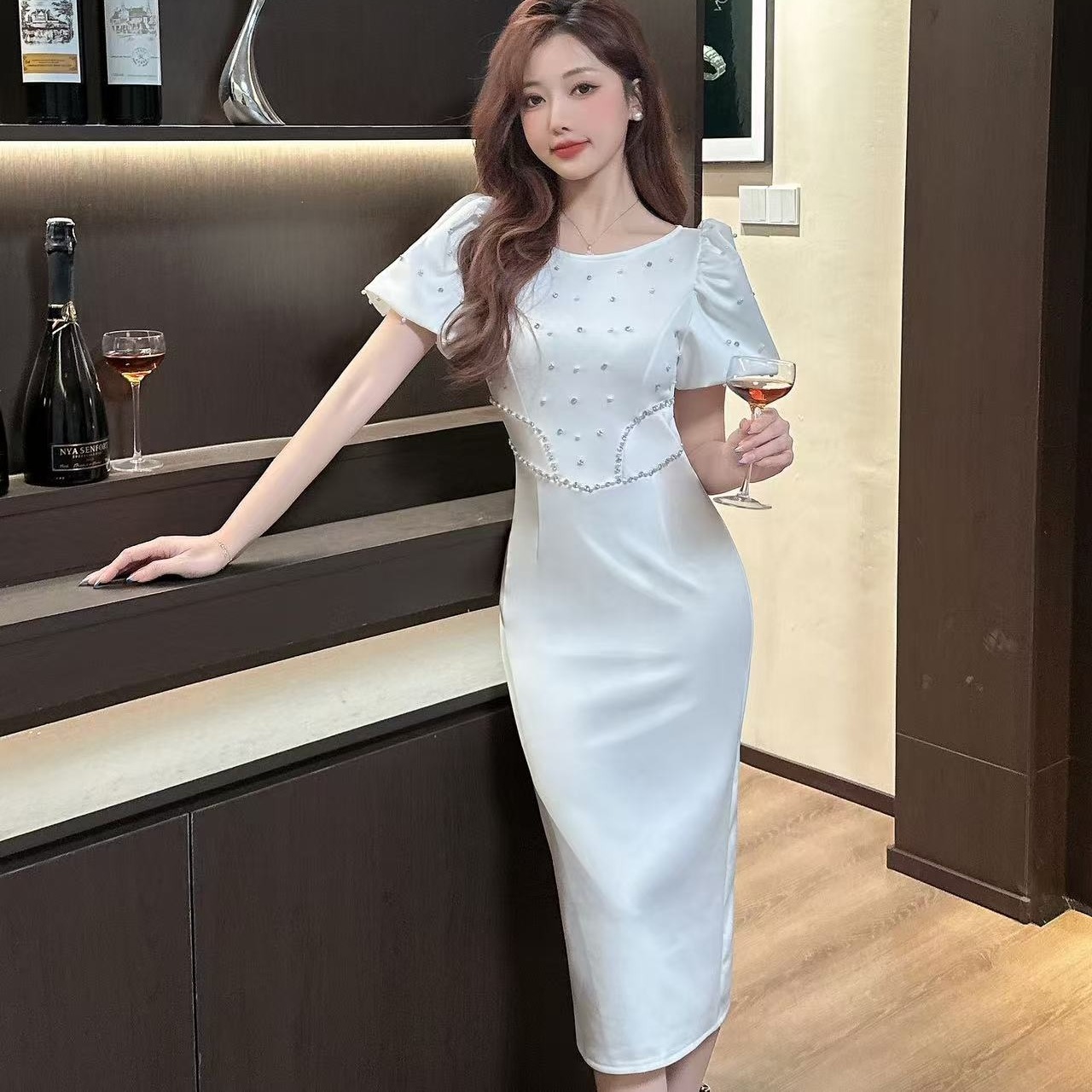 Real shot of summer one-shoulder sexy pure waist-hugging slim lantern sleeve dress with hip-pack skirt long skirt for women