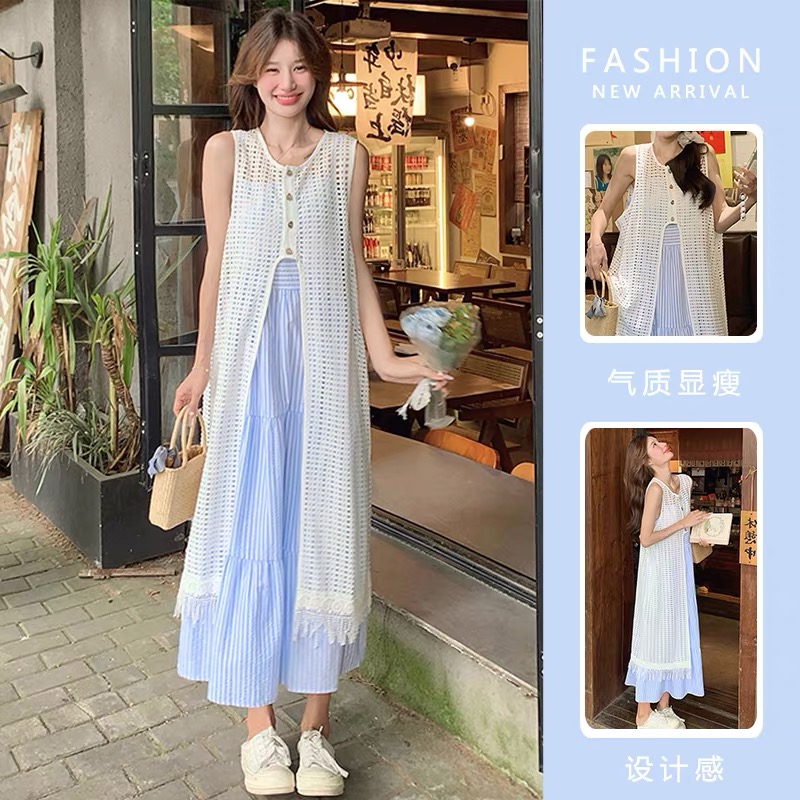 2025 women's summer Korean style fashionable small fresh tassel slit knitted hollow layered blouse