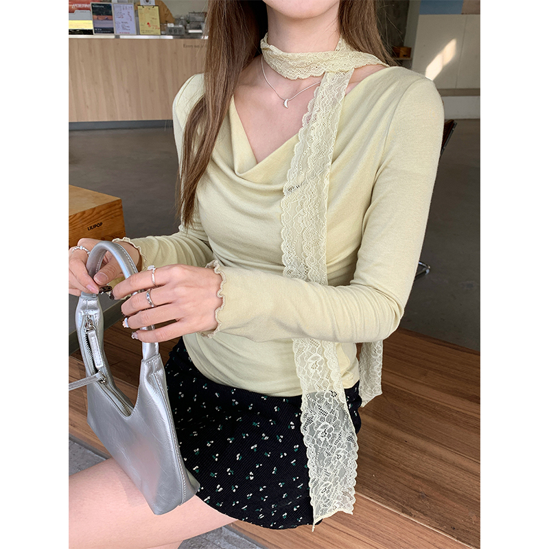 Real-life sexy off-shoulder design long-sleeved T-shirt for women in winter slim bottoming shirt one-shoulder top