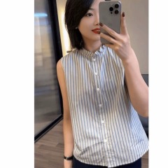 French striped sleeveless shirt for women in summer 2025 new design niche fungus neck slim and versatile top