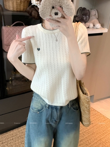 Embroidered small love knitted short-sleeved T-shirt for women 2025 summer new design contrast color round neck short top ins