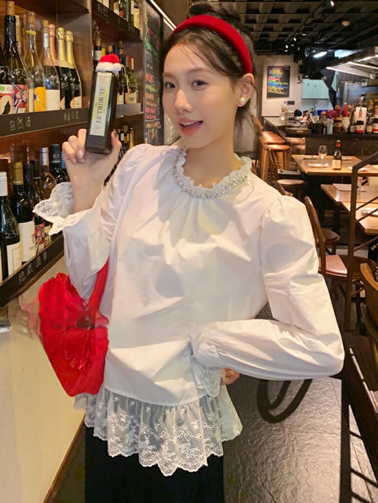 100% cotton Korean version of heavy industry beads fake two-piece lace spliced ​​long-sleeved shirt for women's fashionable and unique tops