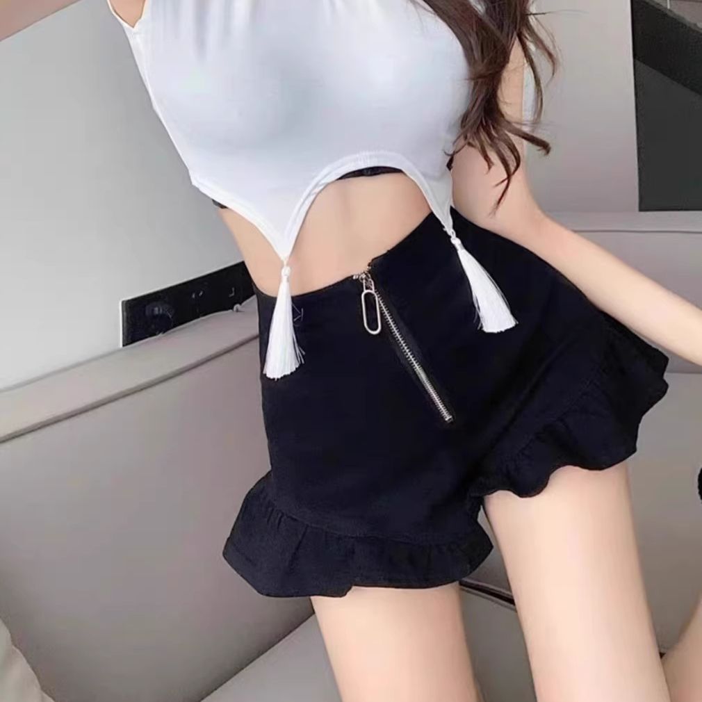 超火荷葉邊闊腿短褲女夏季新款小眾辣妹顯瘦高腰黑色休閒熱褲子