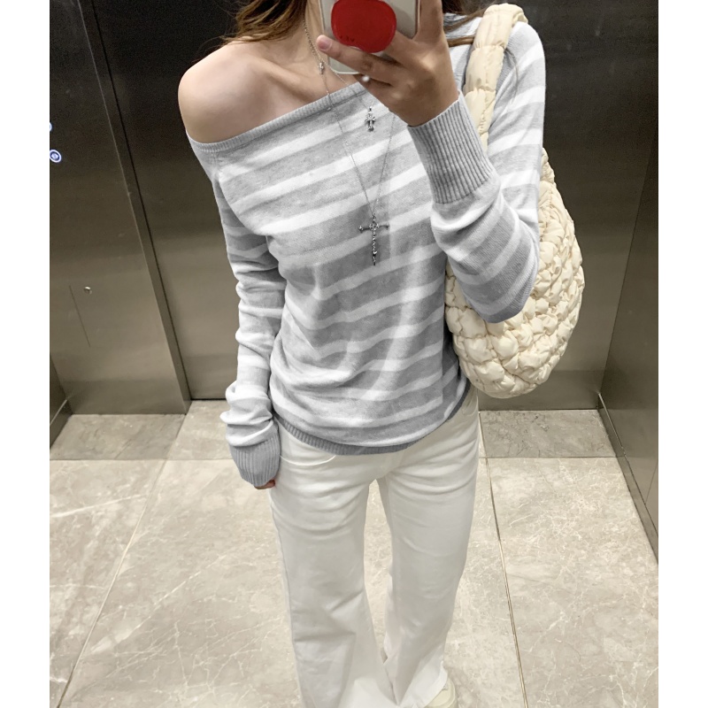 French versatile blue and white striped off-shoulder clavicle sweater Korean lazy style one-length off-shoulder top for women 2025