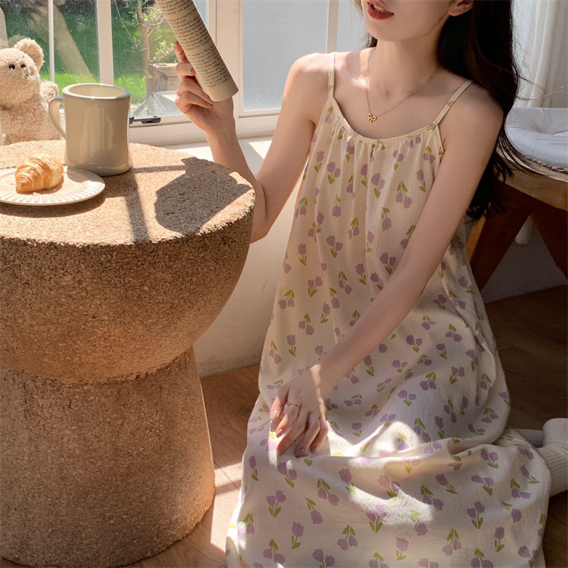 Real shot of 2025 summer new sweet tulip suspender skirt with chest pad mid-length home clothing