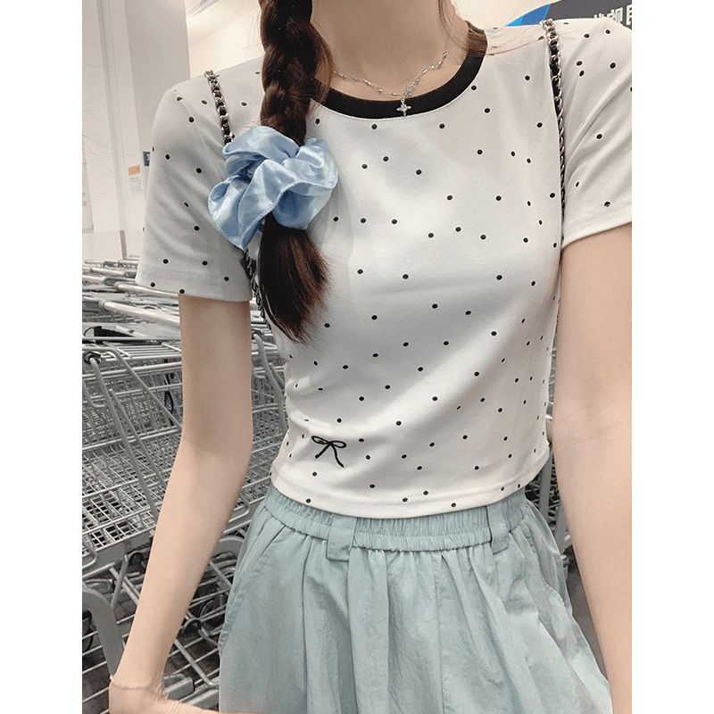 White polka dot front shoulder short-sleeved T-shirt for women in summer slim design niche and beautiful short hot girl top