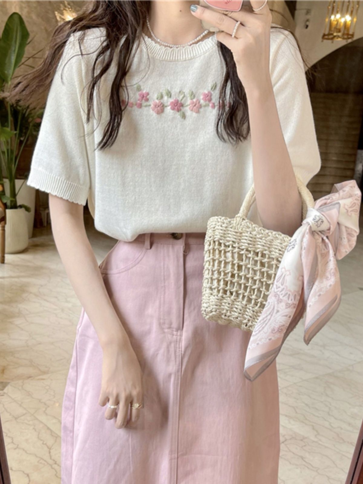 白色花朵短袖t恤女夏季法式復古設計感小眾內搭別致體恤針織上衣