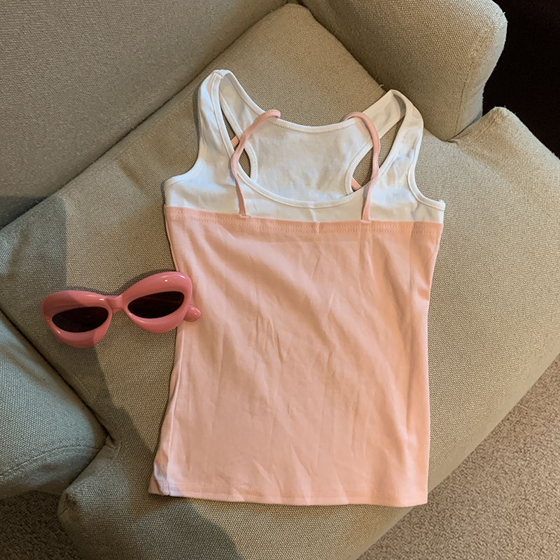 Real photo of color-blocking fake two-piece suspender top for women in summer new layered hot girl vest wears outside