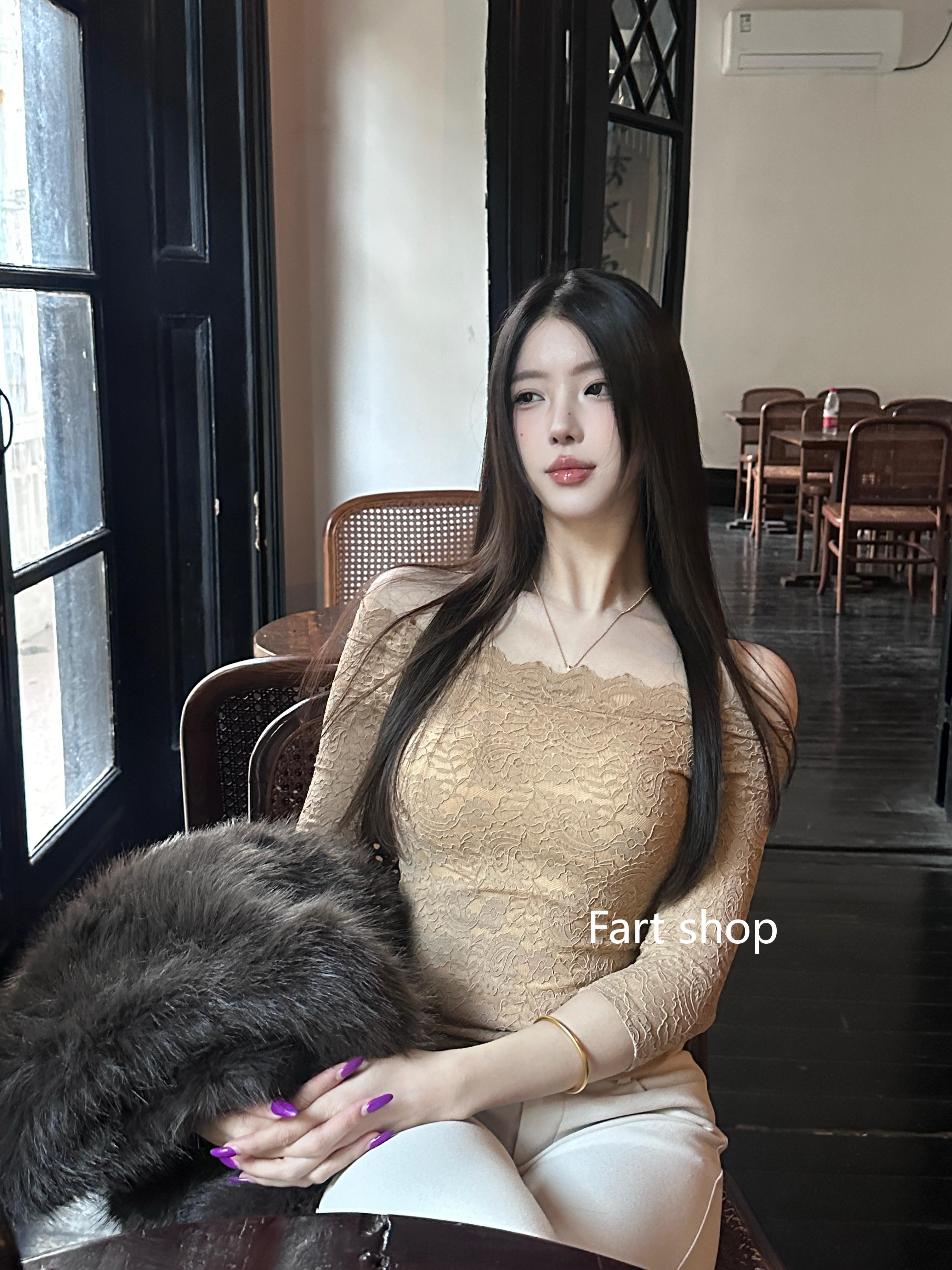 Korean-style one-shoulder pure long-sleeved lace T-shirt for women in summer 7-quarter sleeve slim fit inner tight waist-tight base shirt