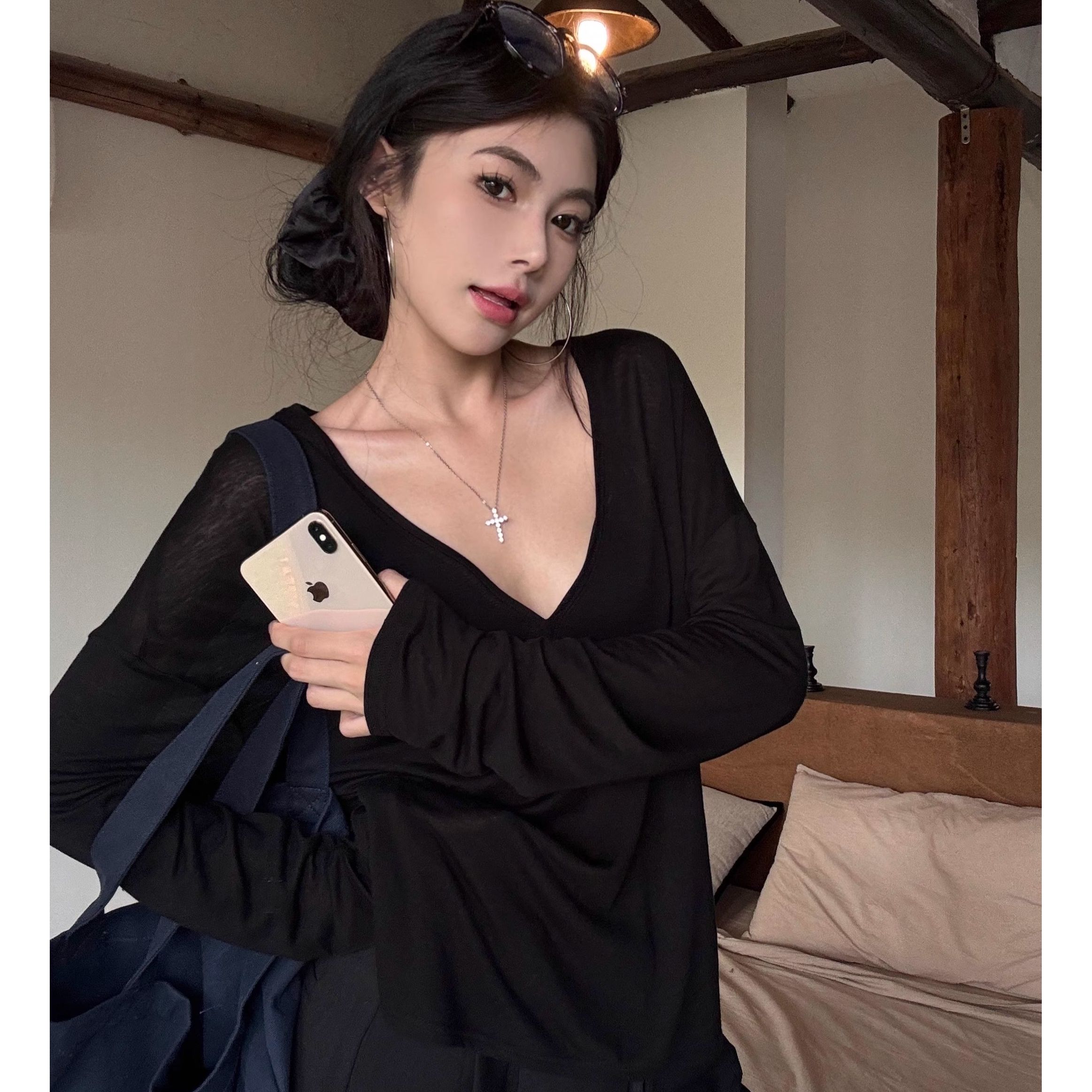 Black micro-transparent V-neck long-sleeved T-shirt for women's summer sunscreen blouse loose lazy style blouse top