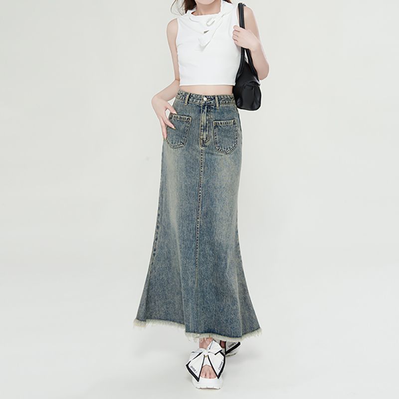 New high-waist denim fishtail skirt for spring and summer for women versatile Korean style design front patch pocket hip half-body denim skirt