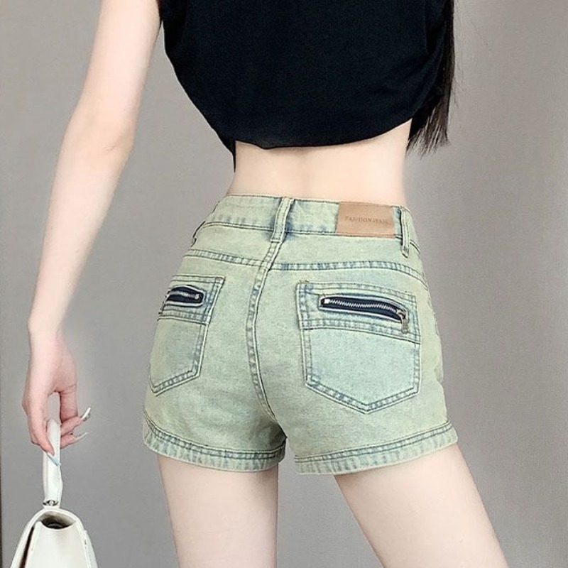 New zipper design pocket denim shorts for women in spring and summer, slimming straight hip denim shorts trendy