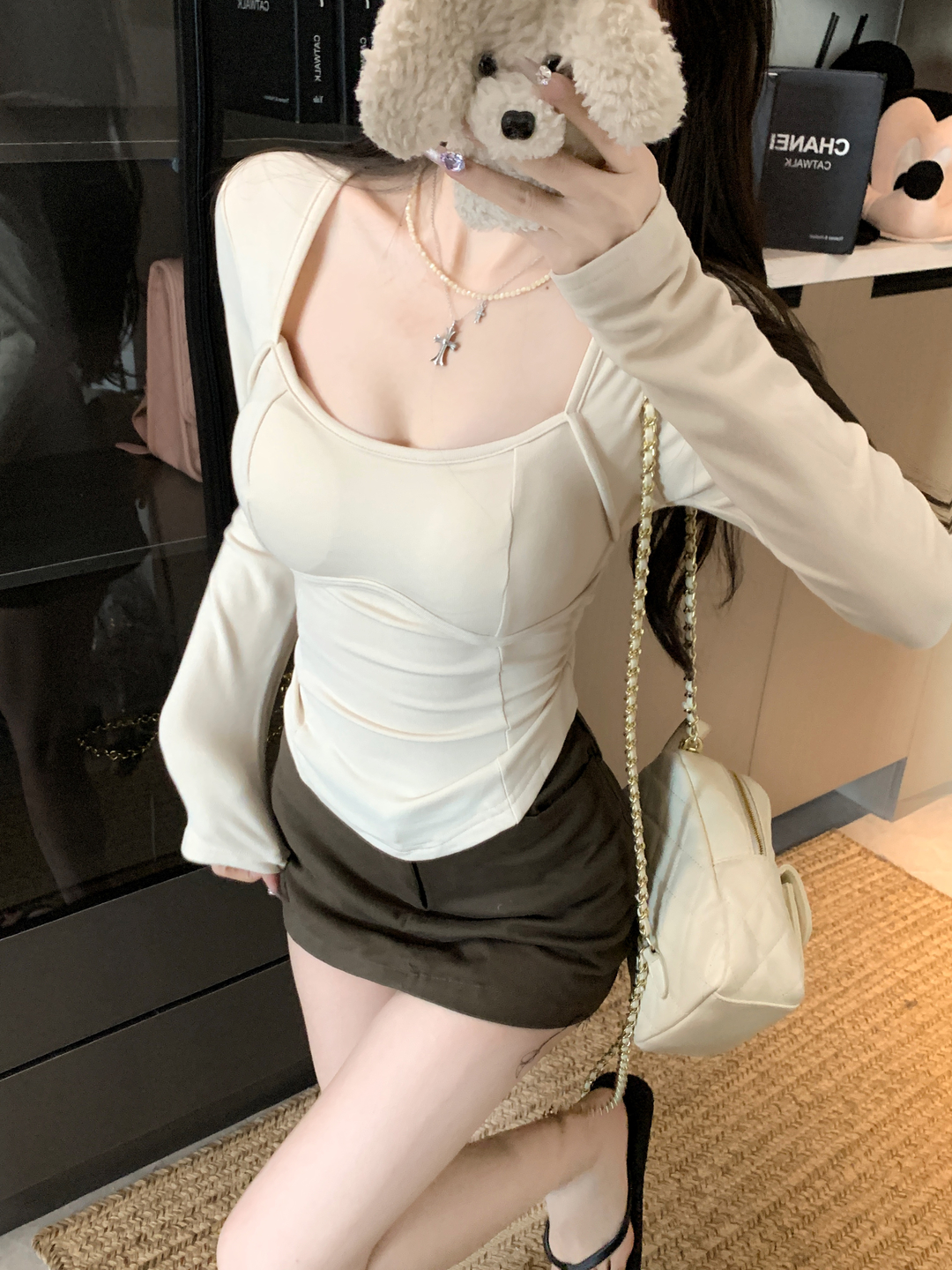 實拍！絕美帶胸墊方領打底T恤女內搭設計感修身顯瘦魚骨上衣