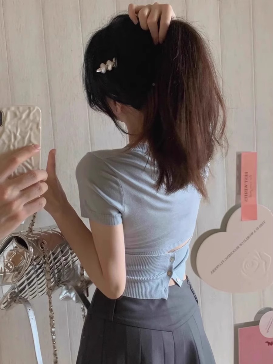 法式甜辣杏色冰絲針織短袖t恤女夏季小個子修身高腰短款正肩上衣