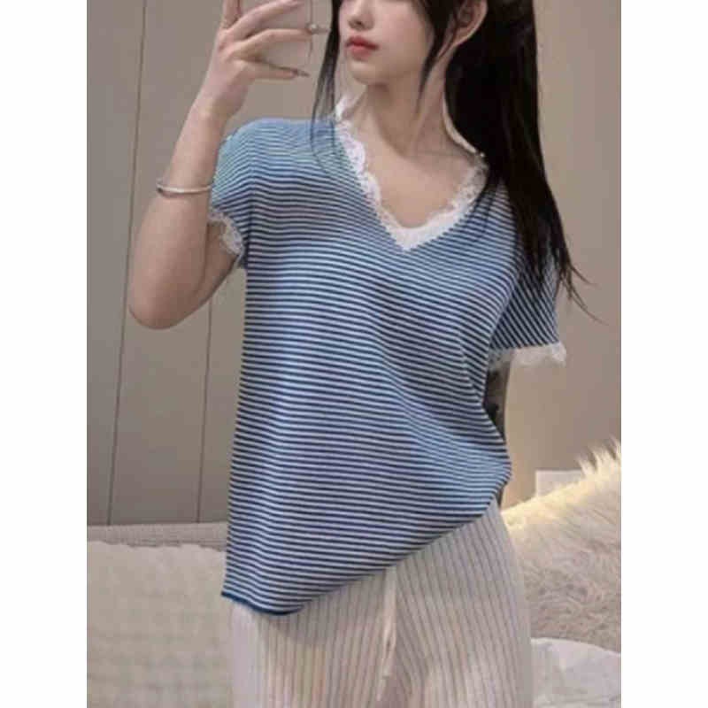 Chic lace spliced ​​striped V-neck short-sleeved T-shirt for women with small fragrance style loose slim and relaxed age-reducing ice silk top