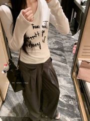 Modal cotton V-neck grinding letter embroidered long-sleeved T-shirt for women in autumn slim fit slim base top