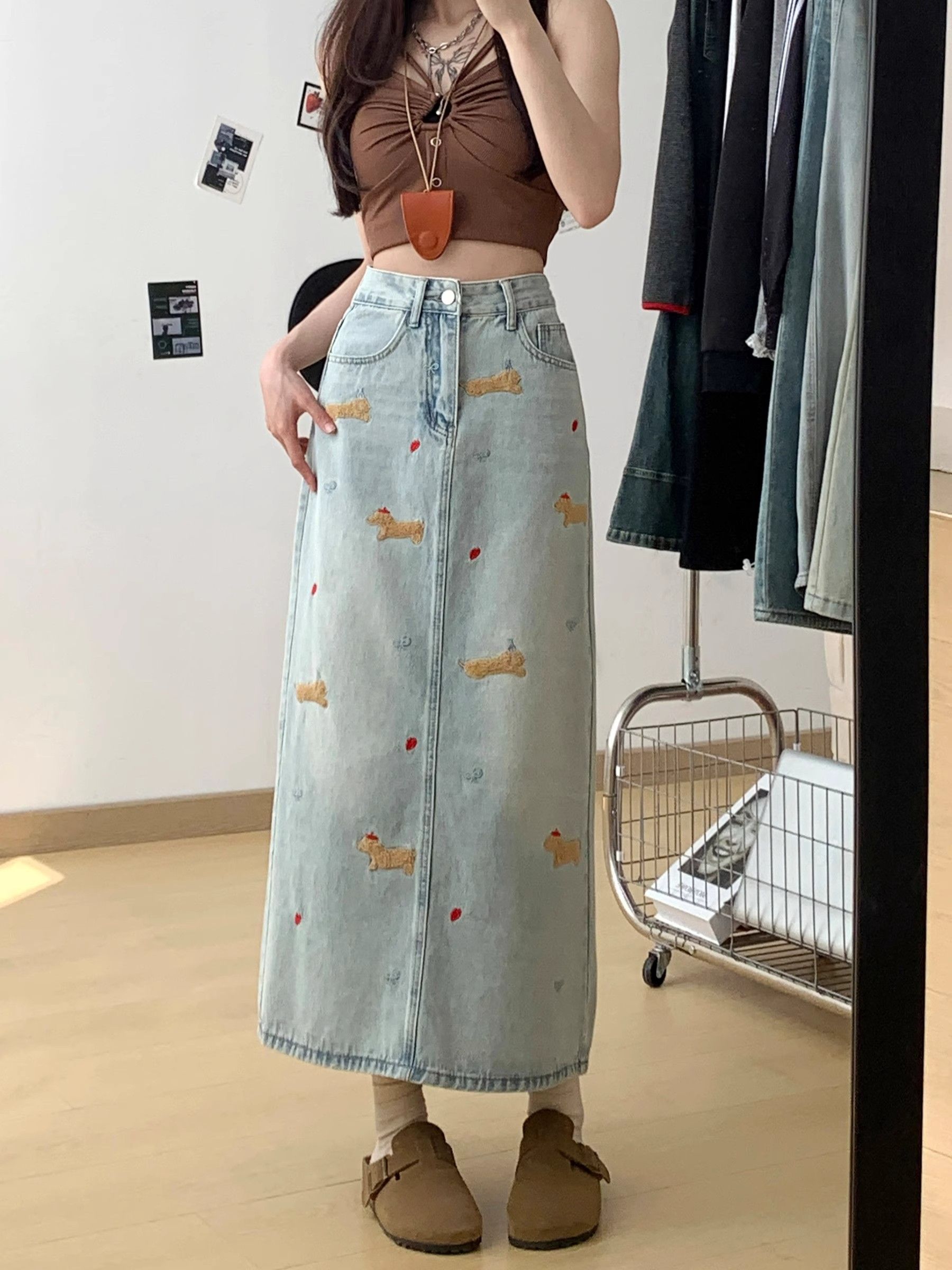 Dachshund dog embroidered high-waist denim skirt for women in spring new style for rear slit slim A-line midi skirt