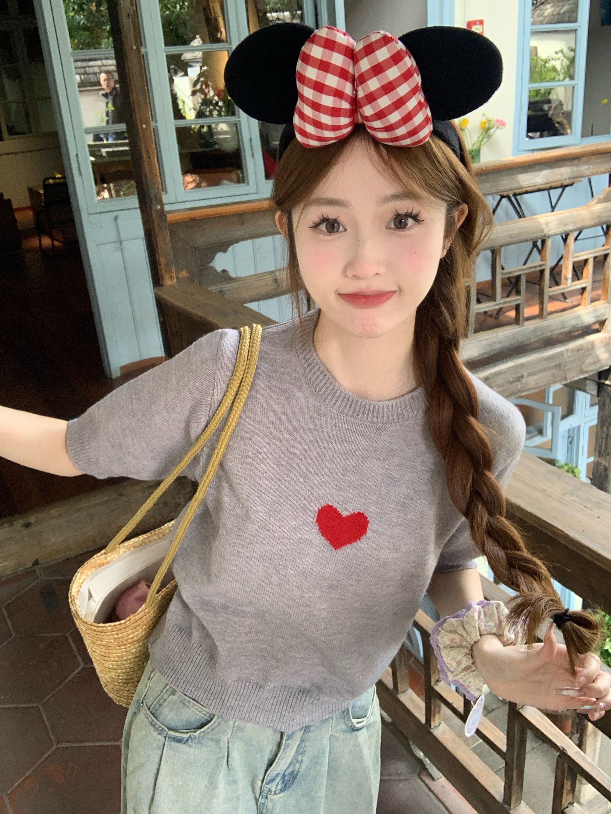 Real photo of gray love round neck thin knitted top for summer short-sleeved T-shirt for women