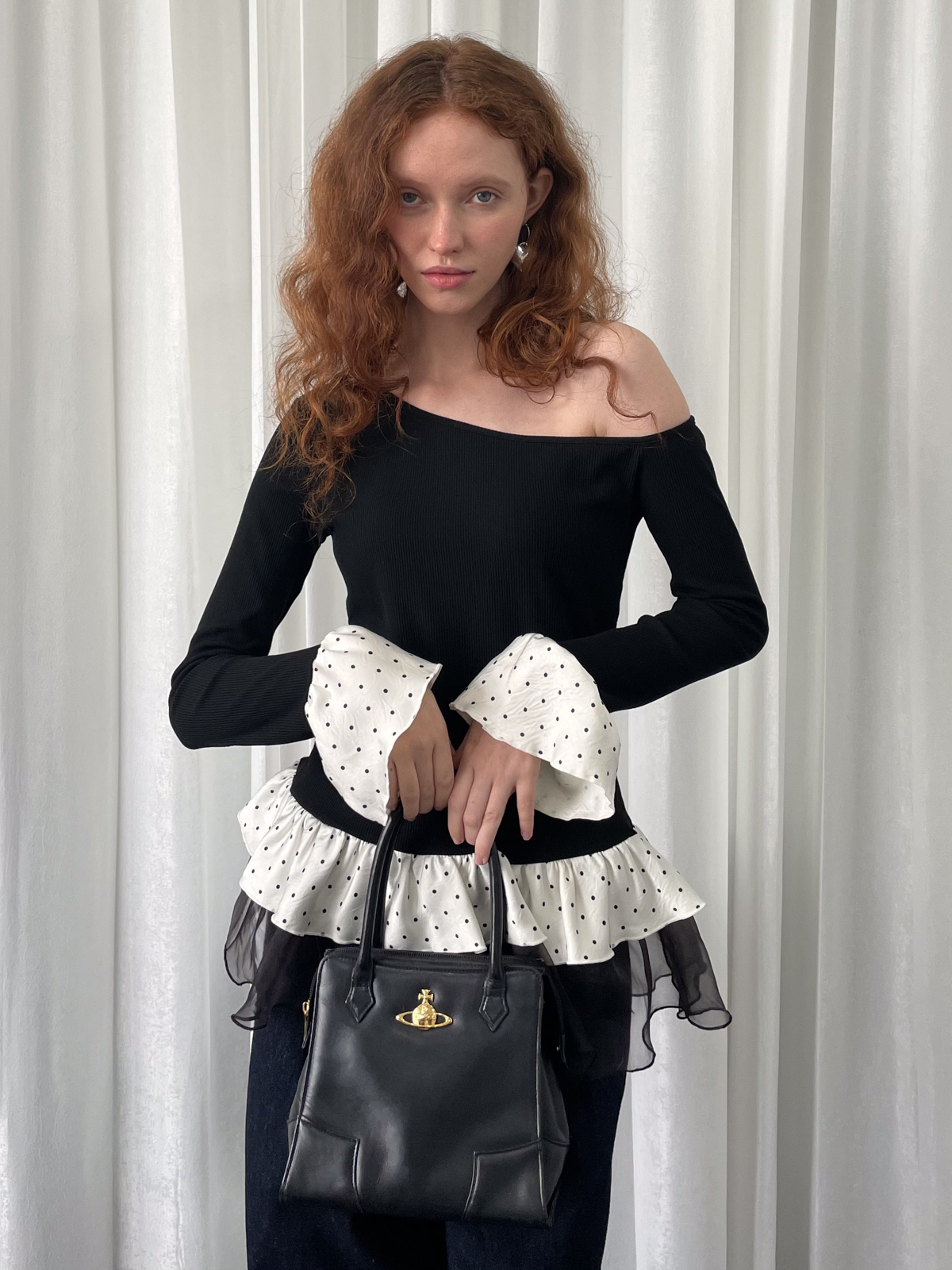 Korean cotton mesh polka dot one-shoulder T-shirt spring off-shoulder base shirt with a side shoulder ballet style top