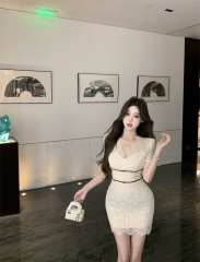 Real shot, gentle temperament, slim lace hip-covered dress