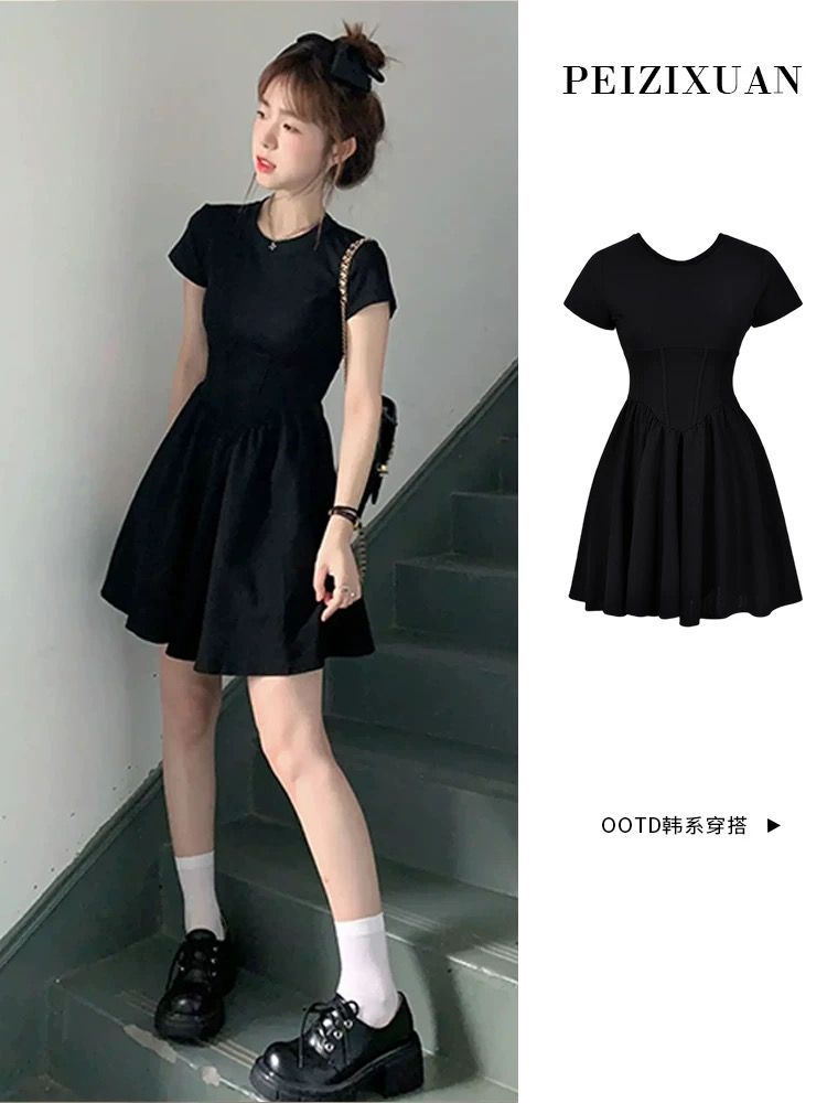 French Hepburn style black dress for women in summer 2025 new style small person with waist slim black dress