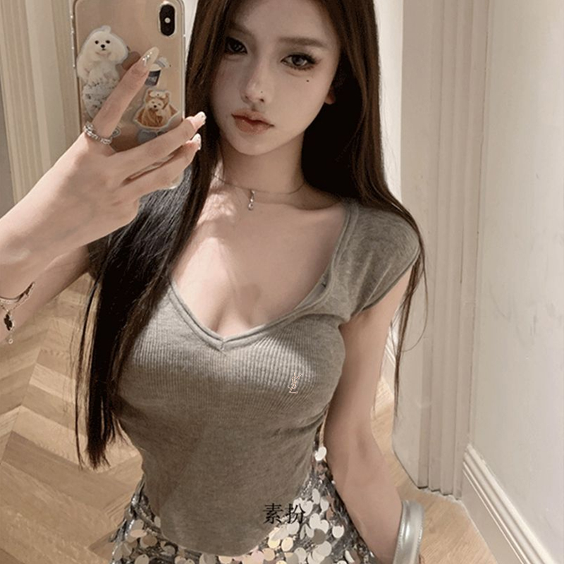 歐美不規則褶皺收腰短款白色T恤女短袖夏季純欲甜辣妹v領打底上衣