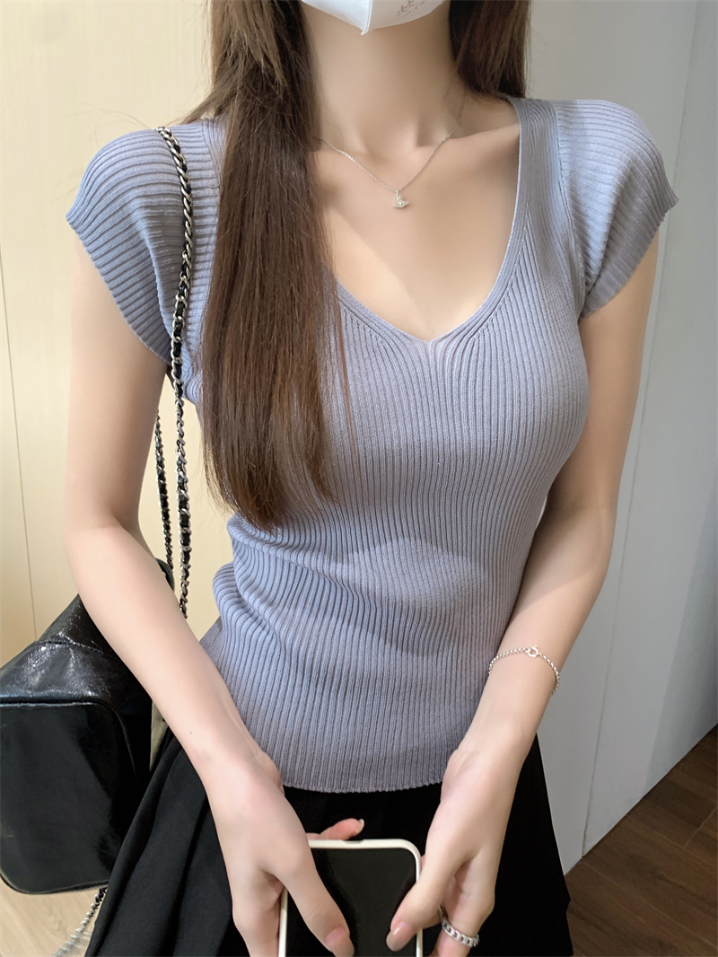 Real photo Real 2025 summer new slim body jacket Korean thin short-sleeved front shoulder V-neck sweater for women
