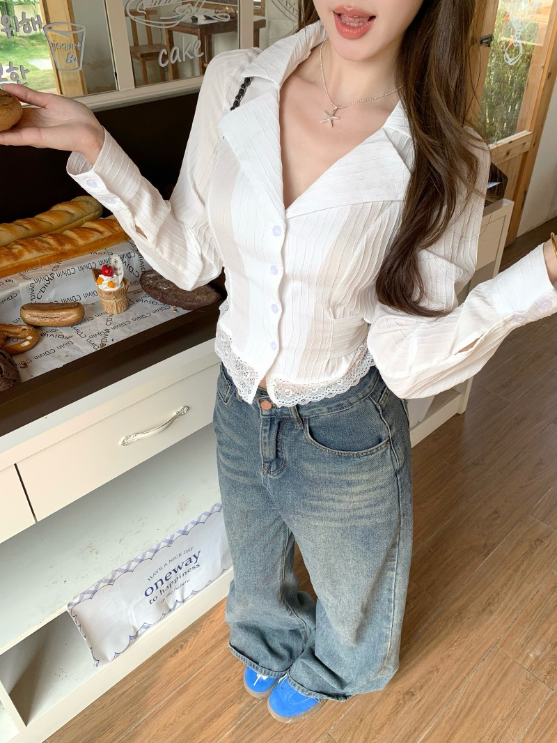 Real shot!  !  Sexy lapel-breasted short long-sleeved shirt waist lace top