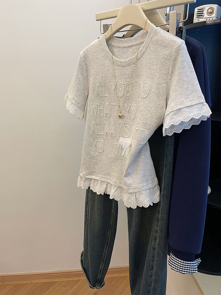 Gray lace splicing fake two-piece short-sleeved T-shirt for women 2025 spring short slim fit slim small top ins