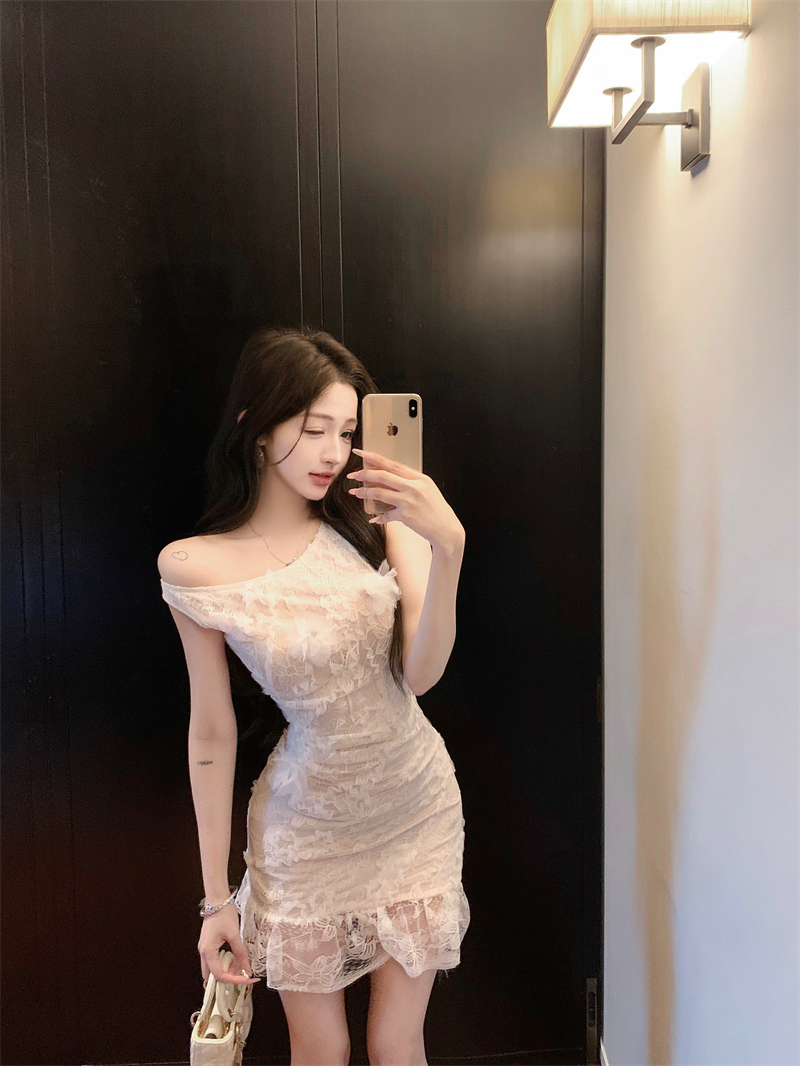 Real shot, lace melody, off-shoulder lace embroidered flower pure slim dress